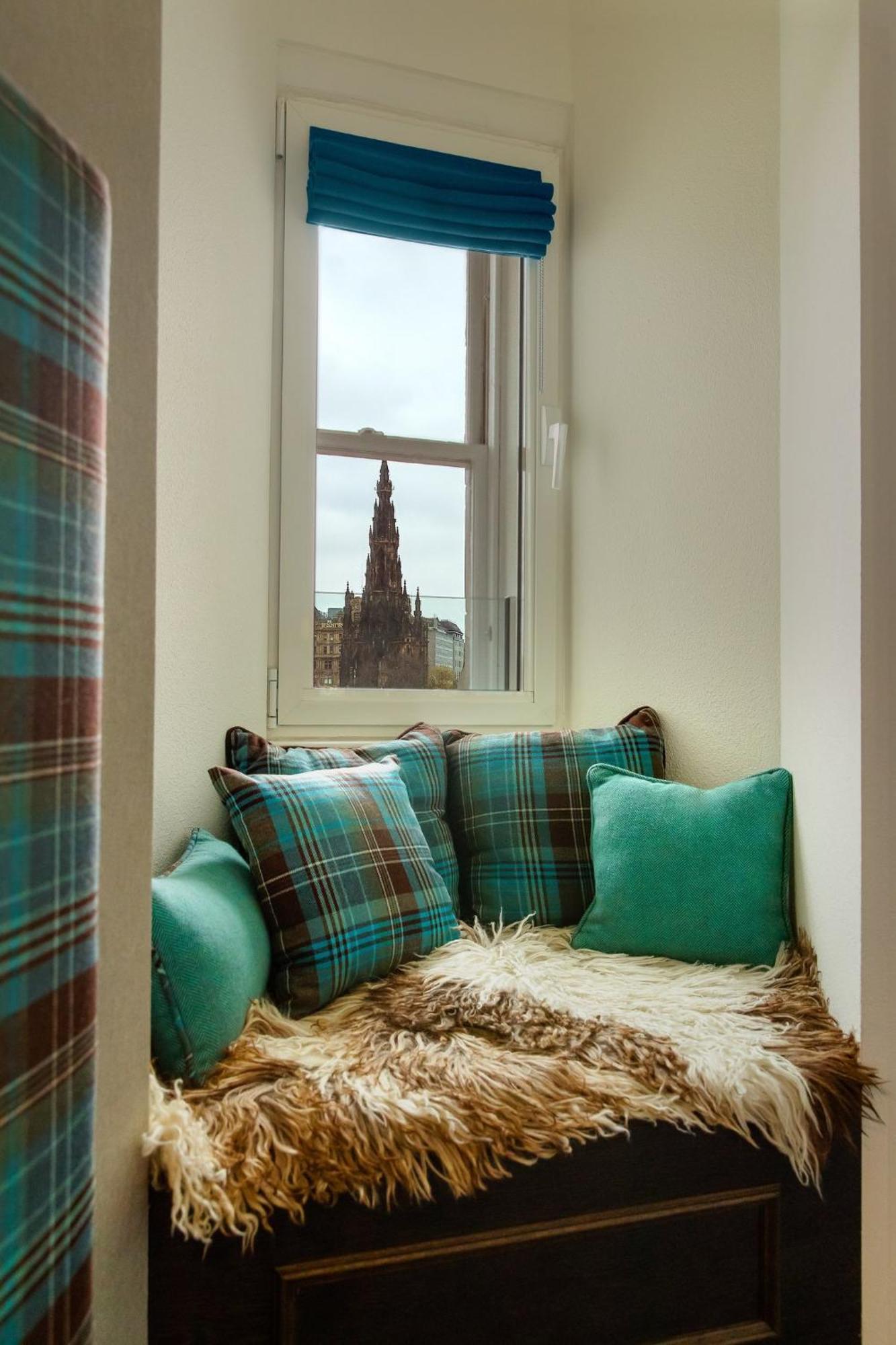 One Edinburgh-royal EDI